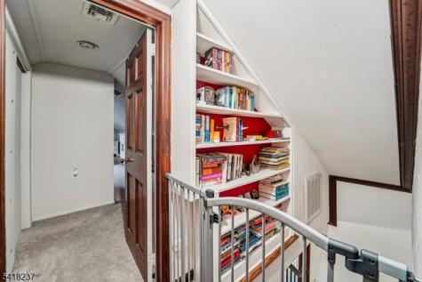 51 Catherine Street Bloomingdale NJ 07403