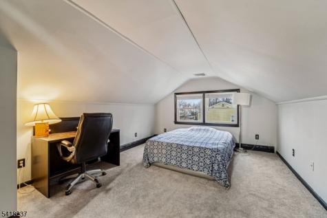51 Catherine Street Bloomingdale NJ 07403