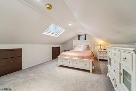51 Catherine Street Bloomingdale NJ 07403