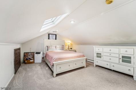 51 Catherine Street Bloomingdale NJ 07403
