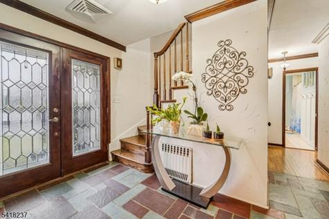 51 Catherine Street Bloomingdale NJ 07403
