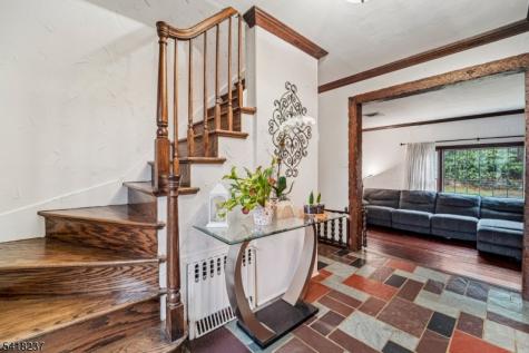 51 Catherine Street Bloomingdale NJ 07403