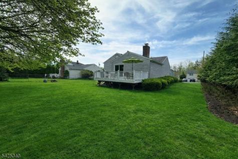 8 Alcott Drive Livingston NJ 07039