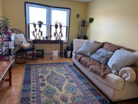 73 Featherbed Lane Raritan NJ 08822