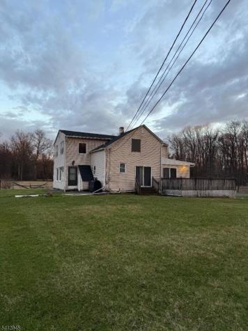 73 Featherbed Lane Raritan NJ 08822