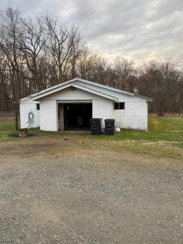 73 Featherbed Lane Raritan NJ 08822
