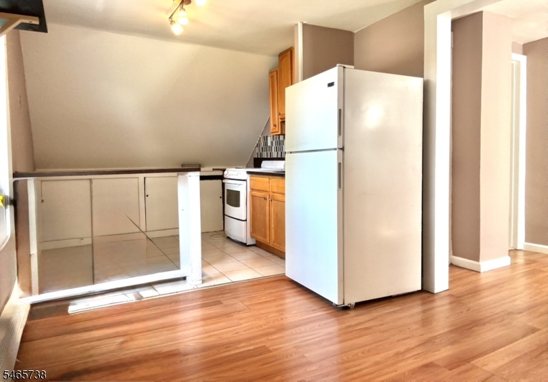 220 Gordon Street Roselle NJ 07203