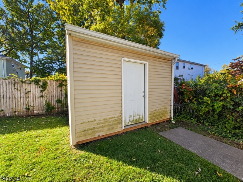 220 Gordon Street Roselle NJ 07203