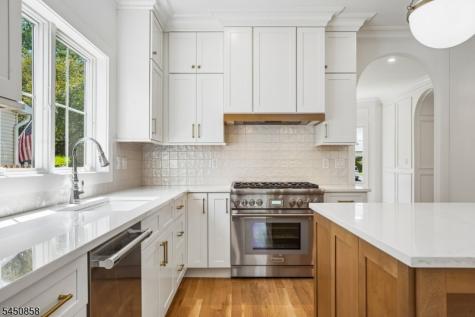 8 Pine Tree Terrace Madison NJ 07940