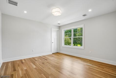 8 Pine Tree Terrace Madison NJ 07940