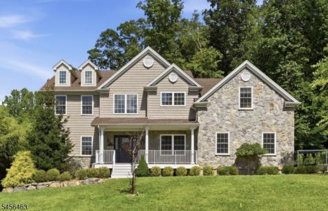 5 Jared Place Mount Olive NJ 07828