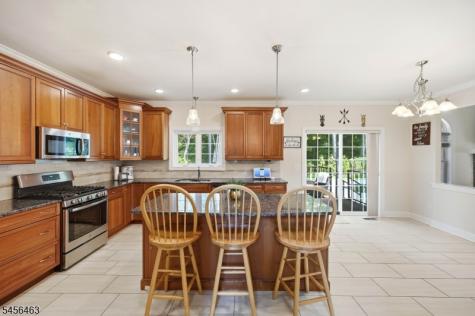 5 Jared Place Mount Olive NJ 07828