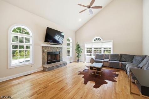 5 Jared Place Mount Olive NJ 07828