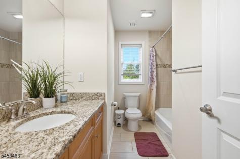 5 Jared Place Mount Olive NJ 07828