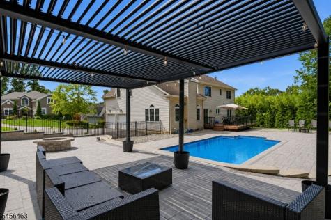 5 Jared Place Mount Olive NJ 07828