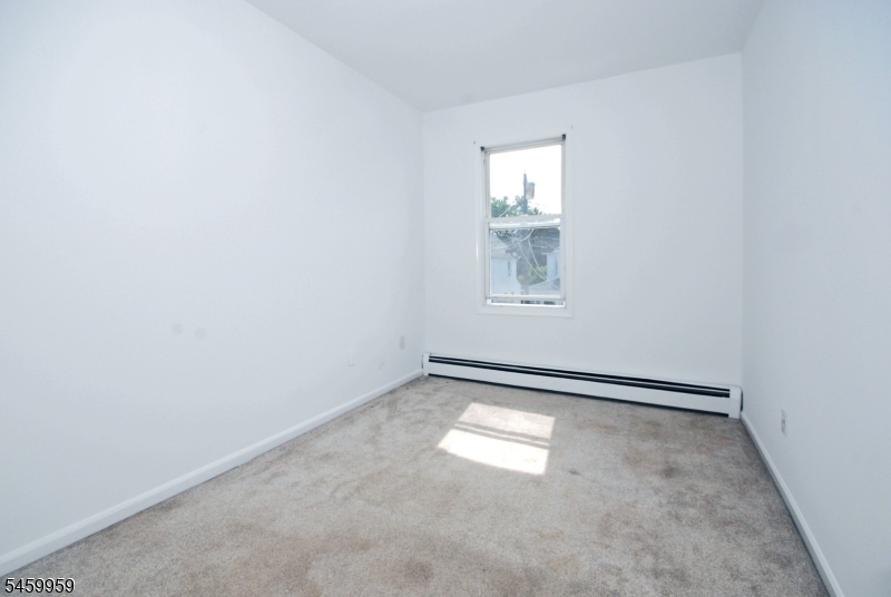23 Lagrange Street Raritan NJ 08869