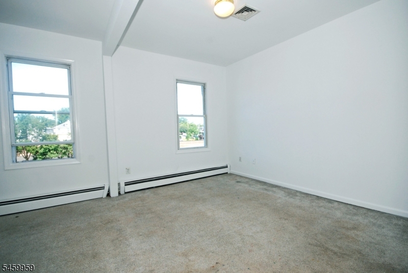 23 Lagrange Street Raritan NJ 08869
