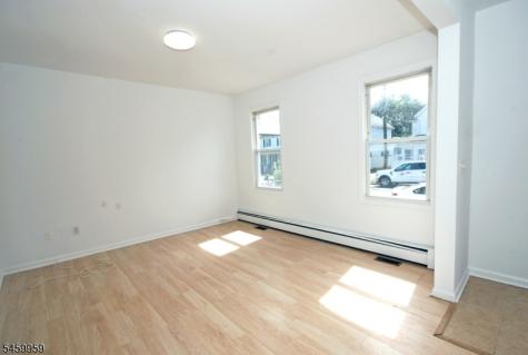 23 Lagrange Street Raritan NJ 08869
