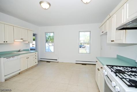 23 Lagrange Street Raritan NJ 08869
