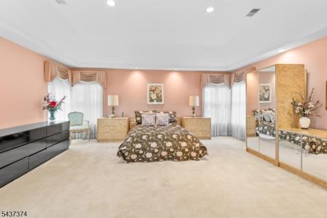 38 Canterbury Road Denville NJ 07834