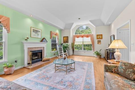 38 Canterbury Road Denville NJ 07834