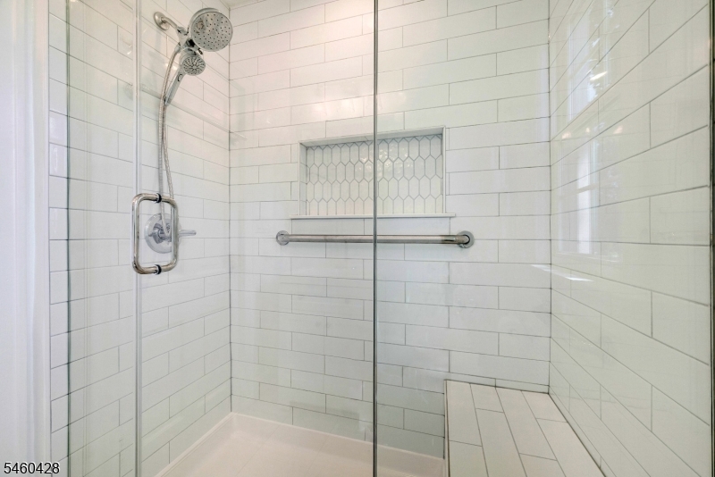 8 Decker Avenue Elizabeth NJ 07208