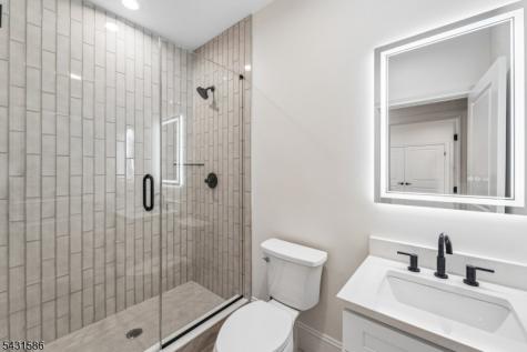 21 Maplewood Drive Livingston NJ 07039