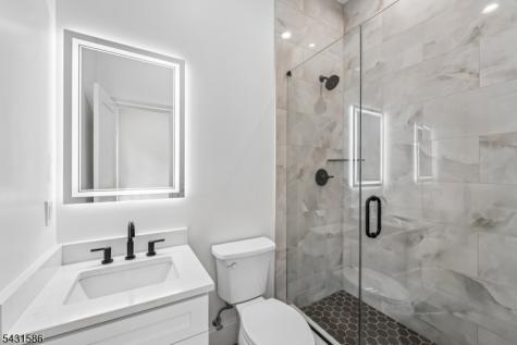 21 Maplewood Drive Livingston NJ 07039