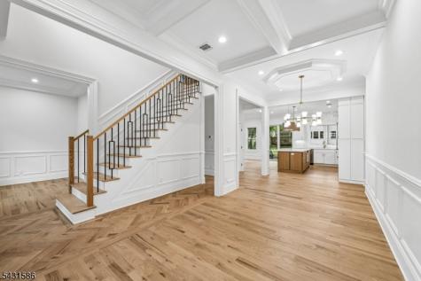 21 Maplewood Drive Livingston NJ 07039