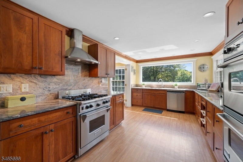 67 Vreeland Avenue Nutley NJ 07110