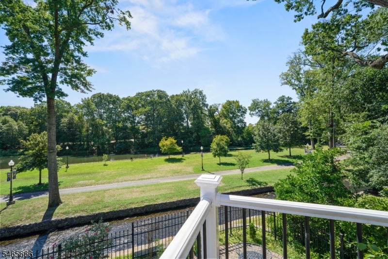 67 Vreeland Avenue Nutley NJ 07110