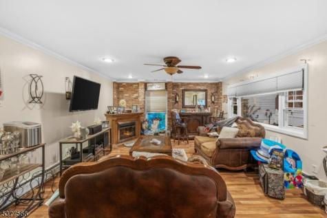 2785 Larchmont Union NJ 07083