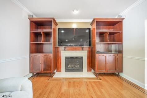 72 Gathering Hill Court Parsippany-troy Hills NJ 07950