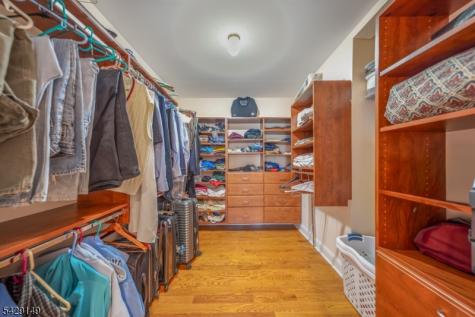 72 Gathering Hill Court Parsippany-troy Hills NJ 07950