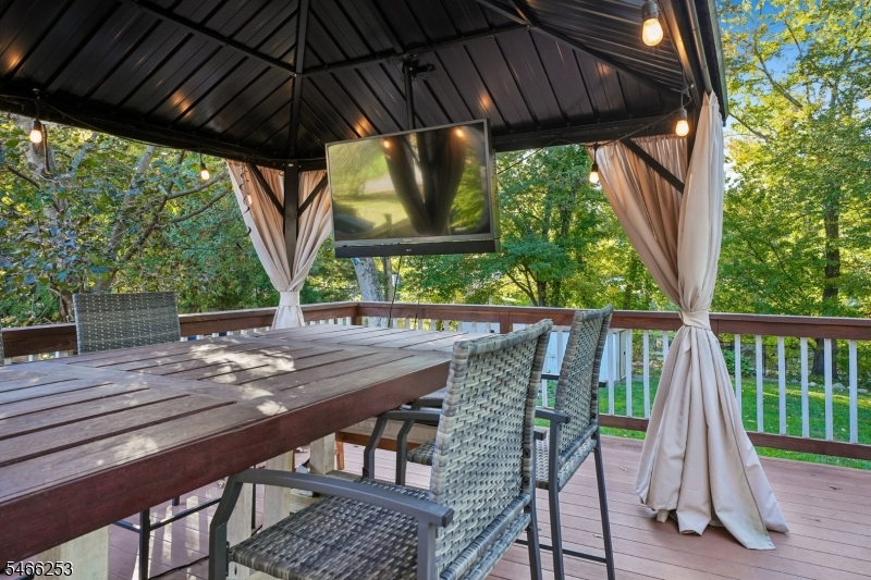 2 Elizabeth Place Denville NJ 07834