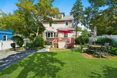 621 Springdale Avenue East Orange NJ 07017