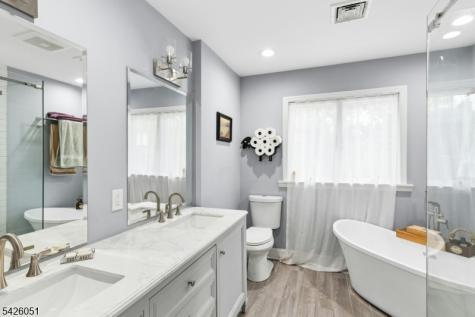 15 Roosevelt Avenue Berkeley Heights NJ 07922