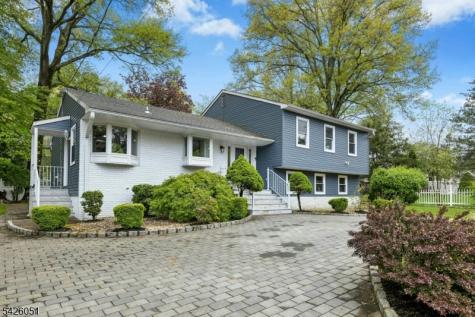 15 Roosevelt Avenue Berkeley Heights NJ 07922