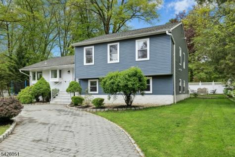 15 Roosevelt Avenue Berkeley Heights NJ 07922
