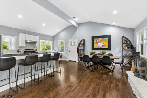 15 Roosevelt Avenue Berkeley Heights NJ 07922