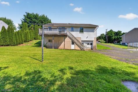 800 Lynda Road Lopatcong NJ 08865