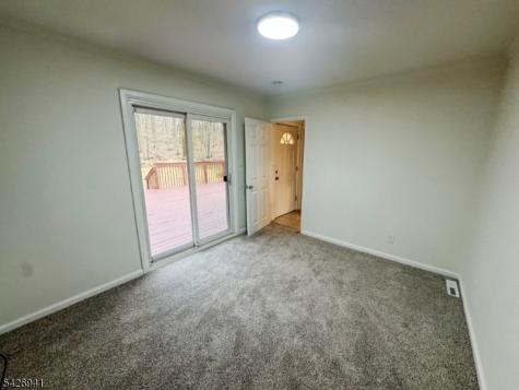 17 Clover Terrace Jefferson NJ 07849