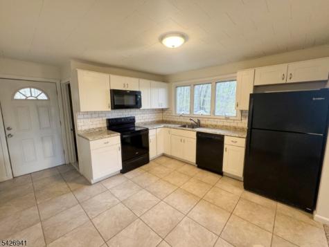 17 Clover Terrace Jefferson NJ 07849
