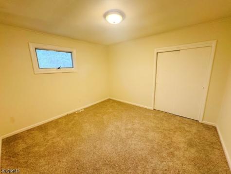 17 Clover Terrace Jefferson NJ 07849