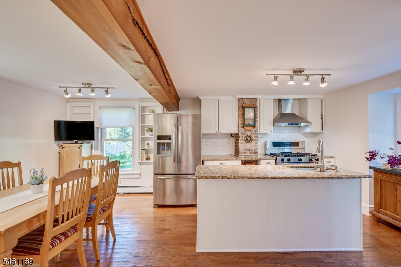 23 Rose Street Metuchen NJ 08840