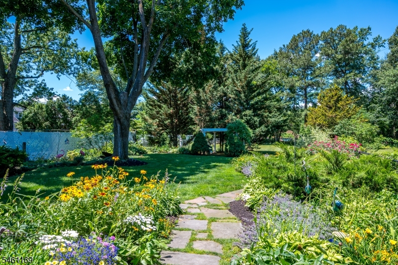 23 Rose Street Metuchen NJ 08840