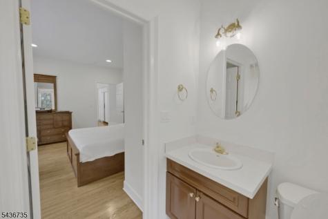 66 Beachmont Terrace North Caldwell NJ 07006