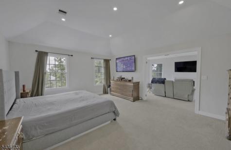 66 Beachmont Terrace North Caldwell NJ 07006