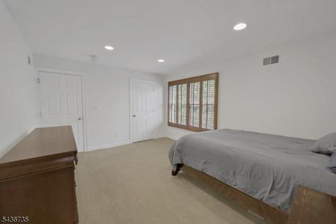 66 Beachmont Terrace North Caldwell NJ 07006
