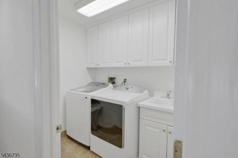 66 Beachmont Terrace North Caldwell NJ 07006